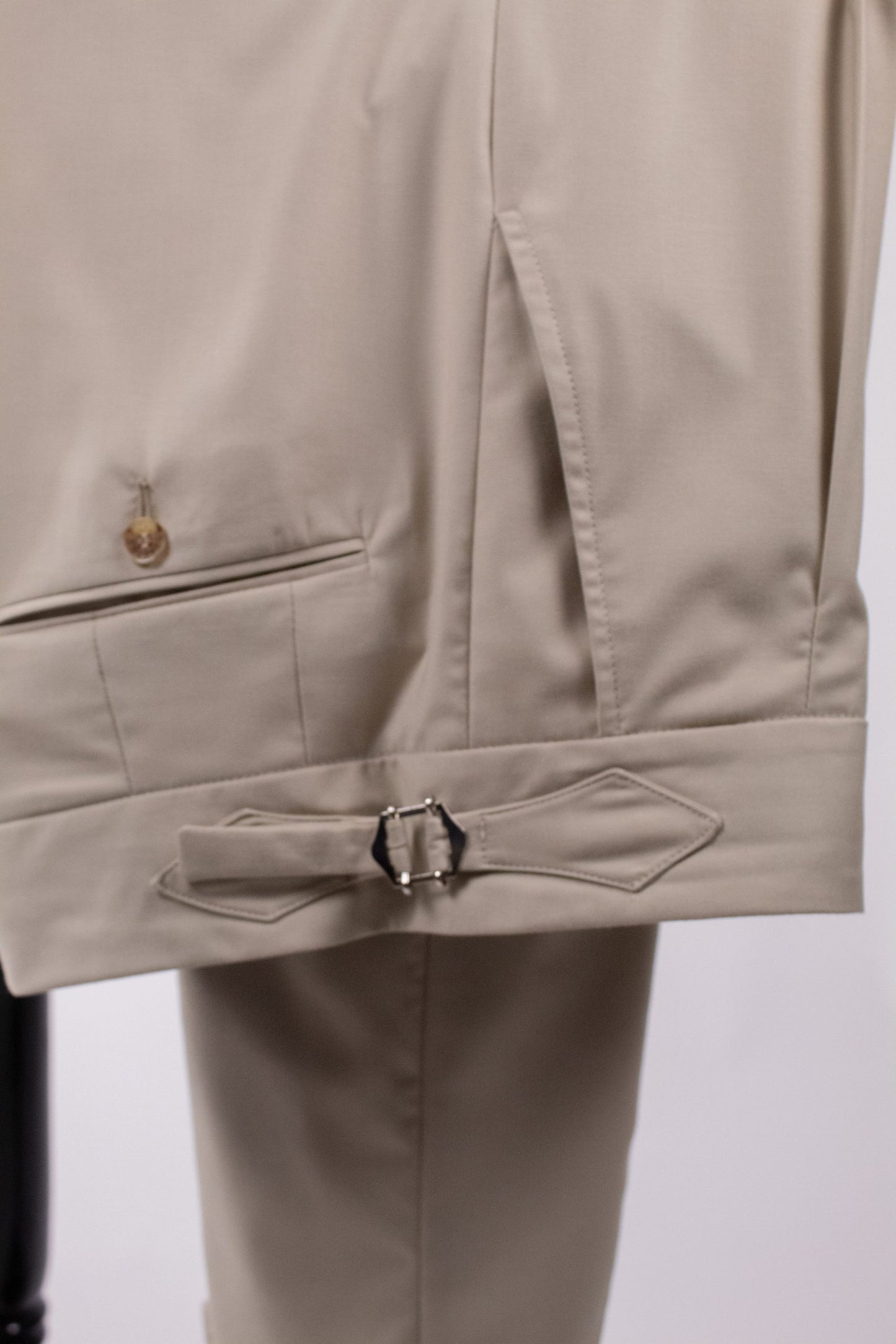 Men's Beige Double Breasted Tailored Fit Suit Cfg327