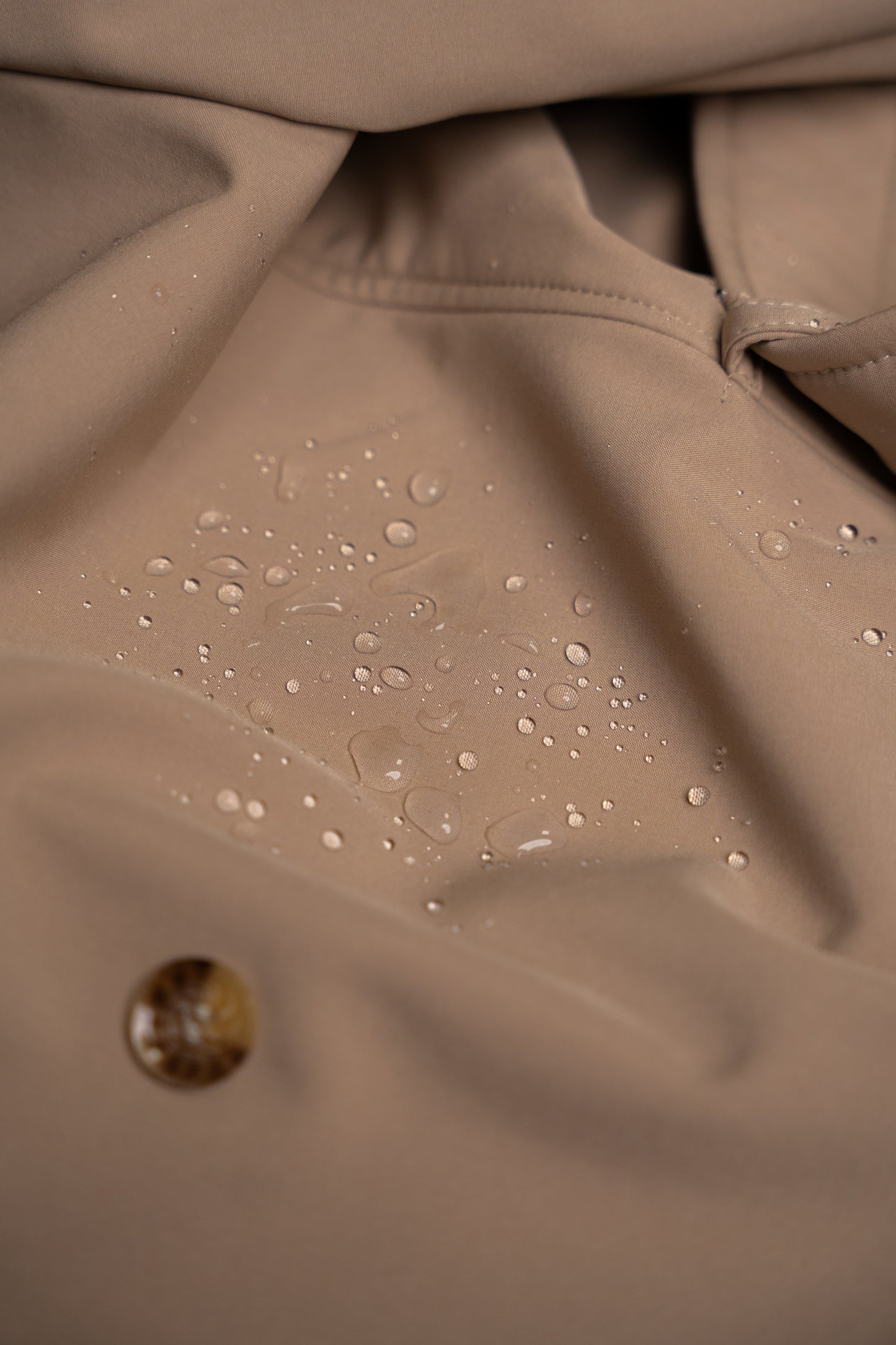 Men's waterproof beige trench coat TRC261