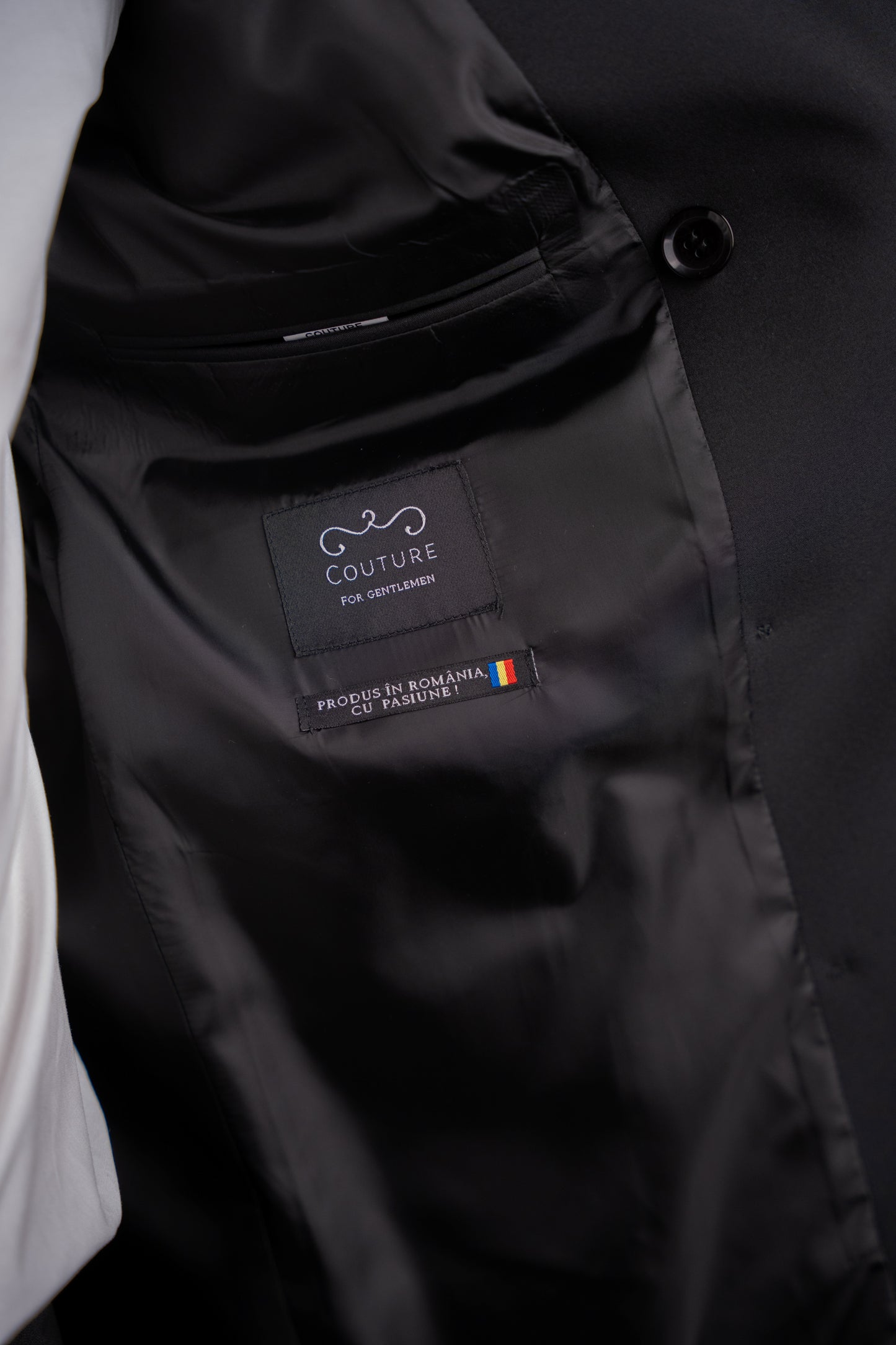 Men's waterproof black trench coat TRC262