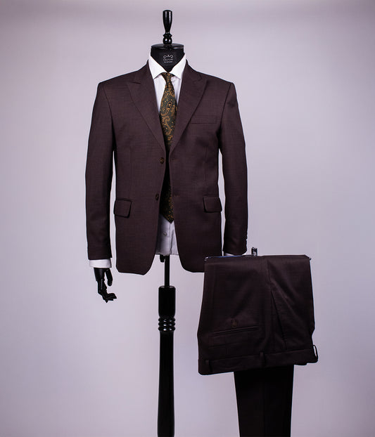 Costum maro ciocolatiu
