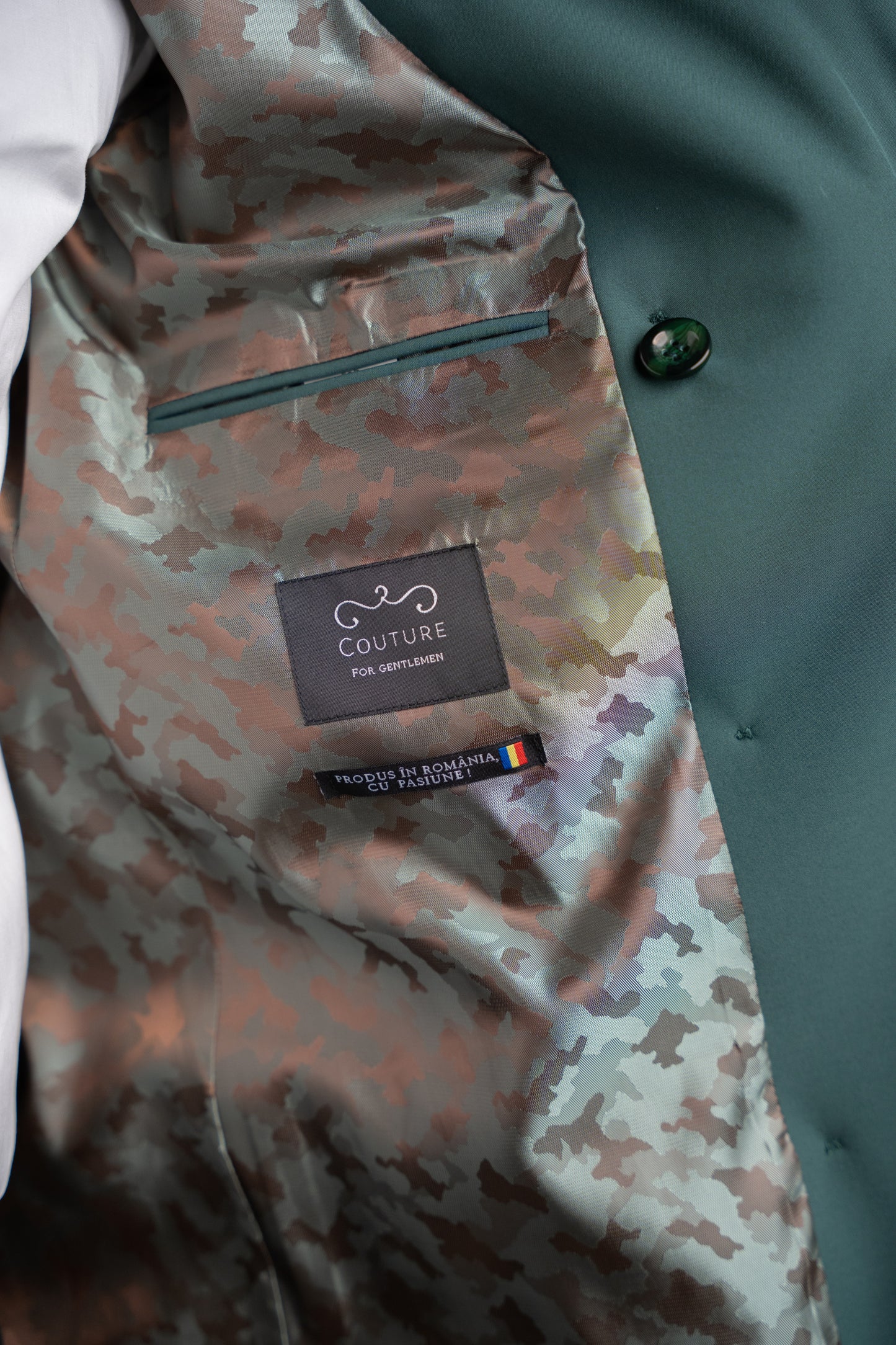 Men's waterproof imperial green trench coat TRC265